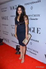 at Vogue_s 5th Anniversary bash in Trident, Mumbai on 22nd Sept 2012 (37).JPG